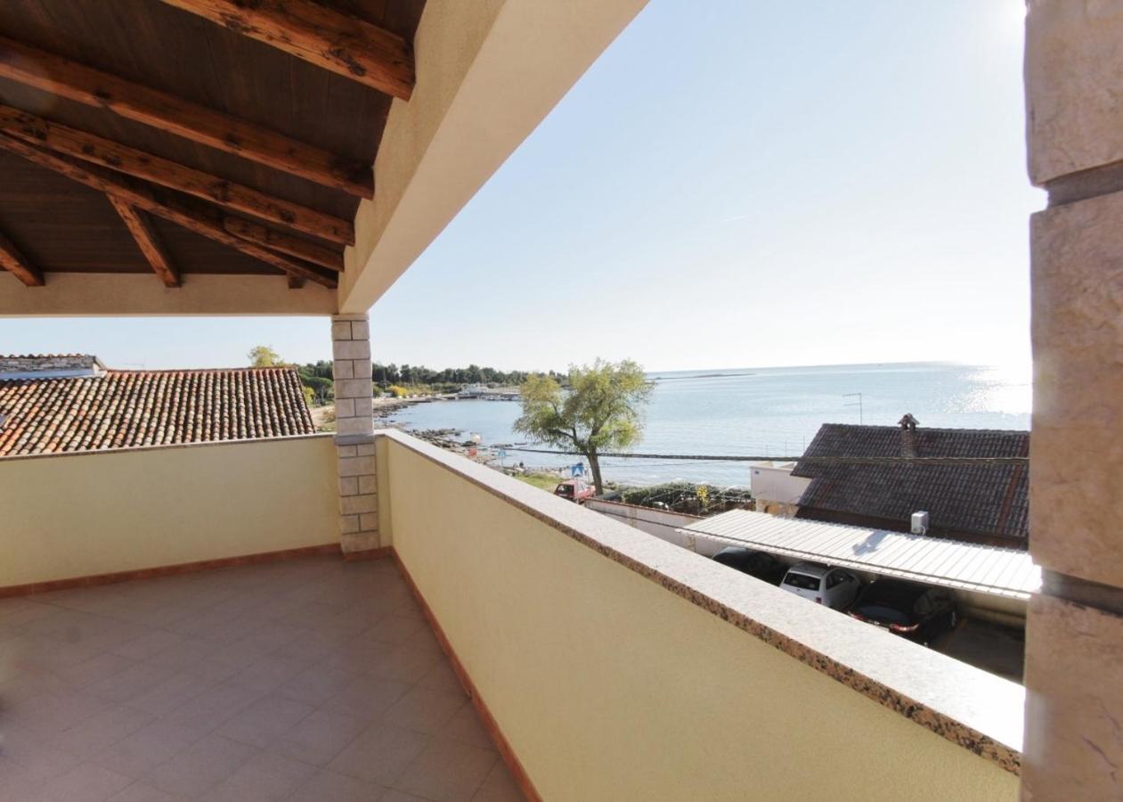Apartments Zambratija With Sea View Exteriér fotografie