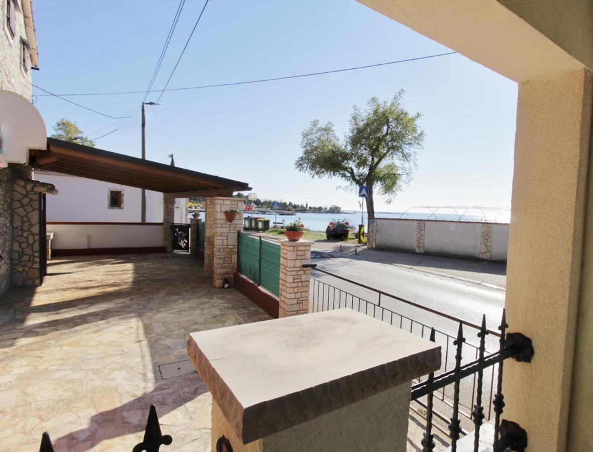 Apartments Zambratija With Sea View Exteriér fotografie